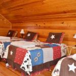 4 twin beds in cabin